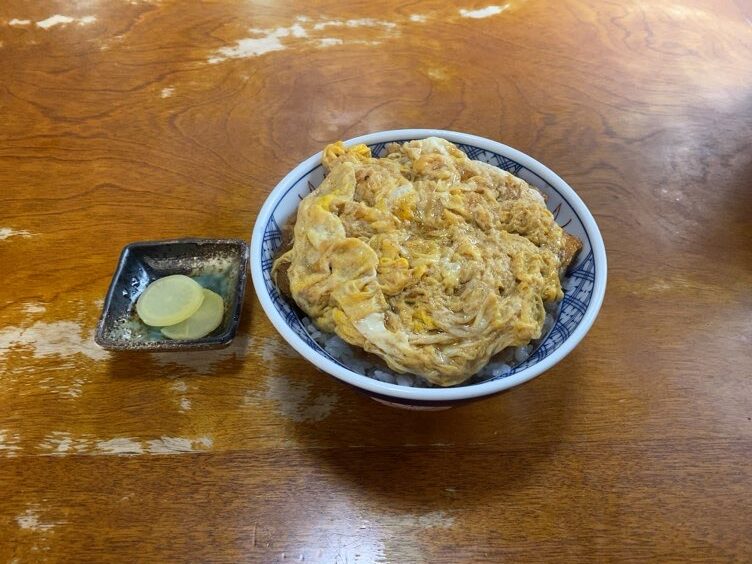 磯屋食堂（豊田市）　カツ丼セット