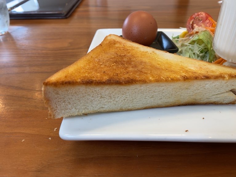 珈琲香房 楽風（豊田市）　トーストの厚み