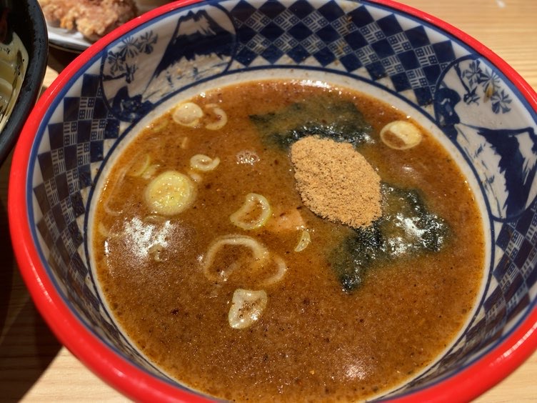 三田製麺所｜豊田インター店　つけ麺のスープ