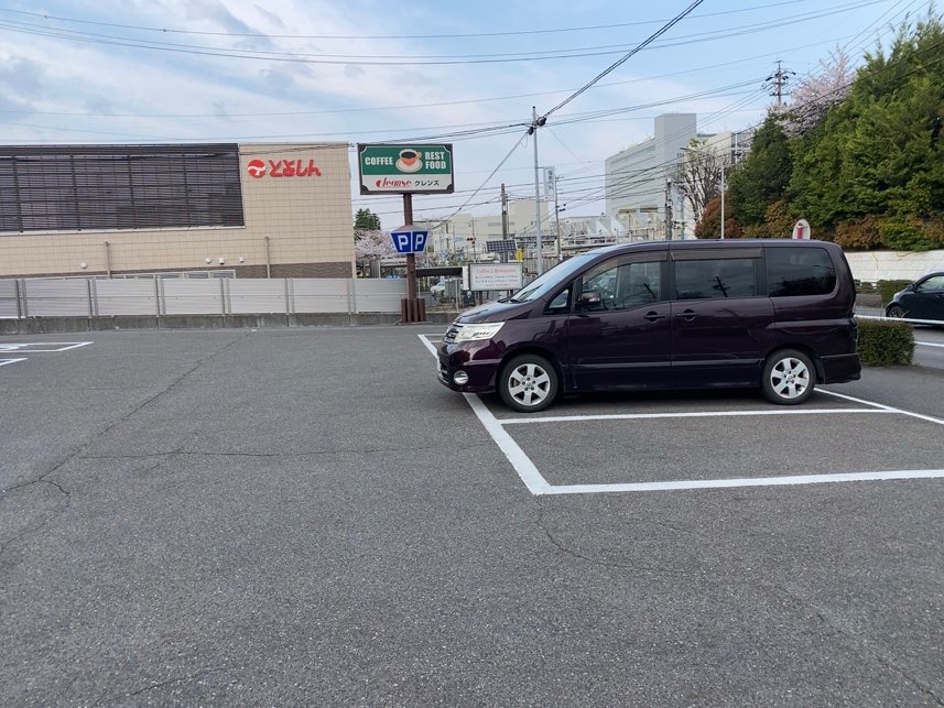 喫茶クレンズ（豊田市）　駐車場