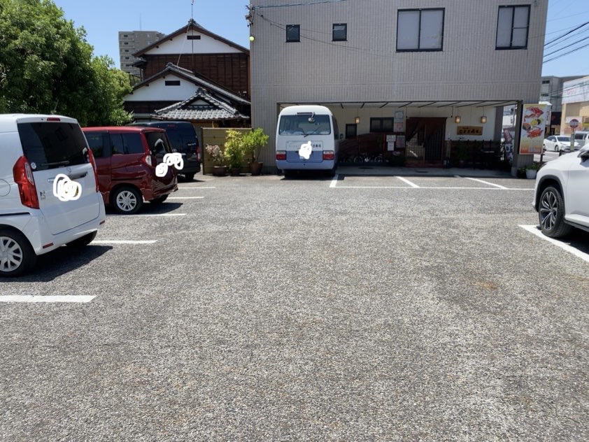 なぎさ寿司（豊田市）　駐車場