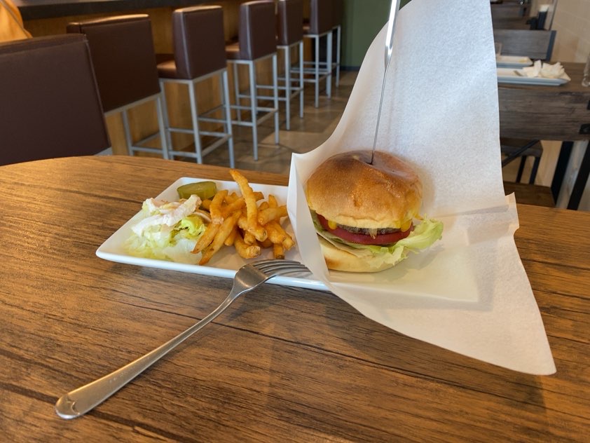 Ar's burger（アルズバーガー）豊田市　アルズランチ
