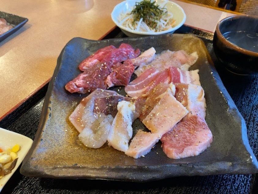 神戸屋 丸山店　限定ランチの肉達