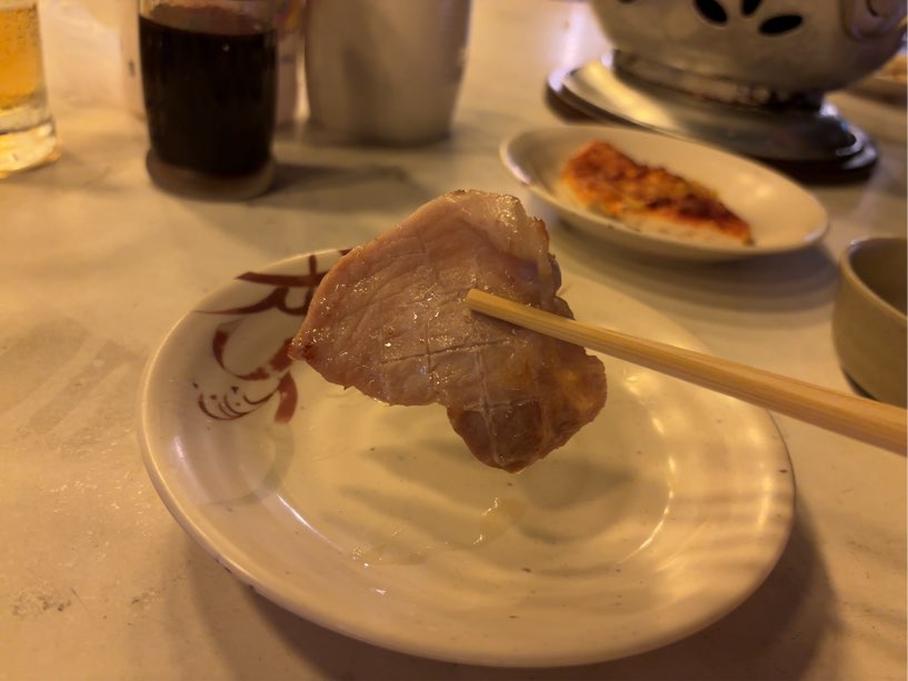 本格炭火焼肉ビアガーデンHawaii（プラザホテル豊田）　豚ロース一口