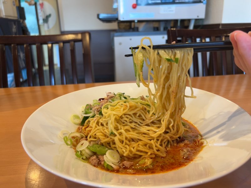 中国料理 風味屋（豊田市）　冷し担々麺一口