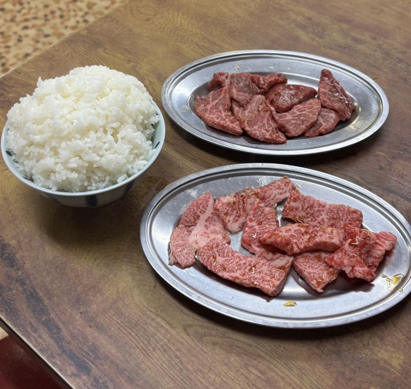 焼肉大光（豊田市大林）　ロースとカルビ