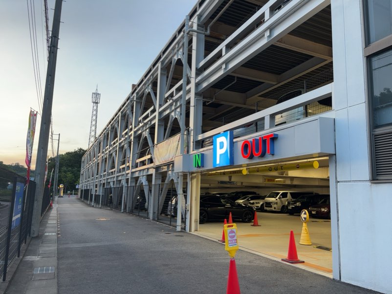 麺屋まる玉 浄水店　駐車場