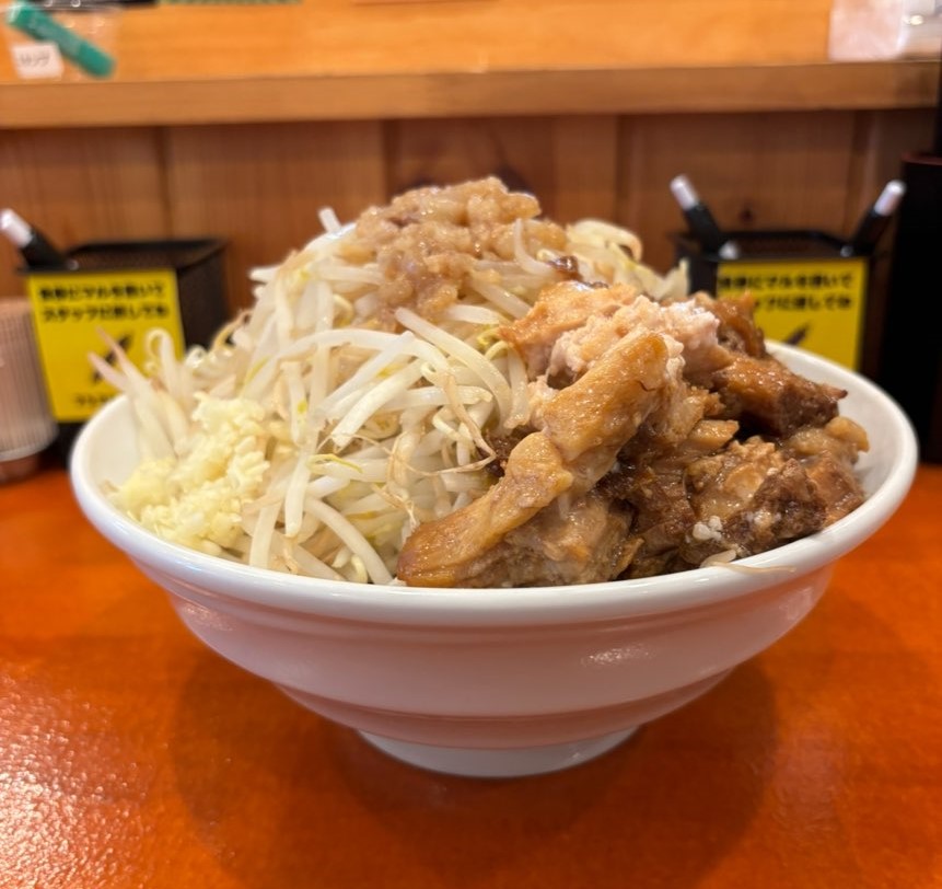 マシマシスタンド豊田店　豚ラーメン