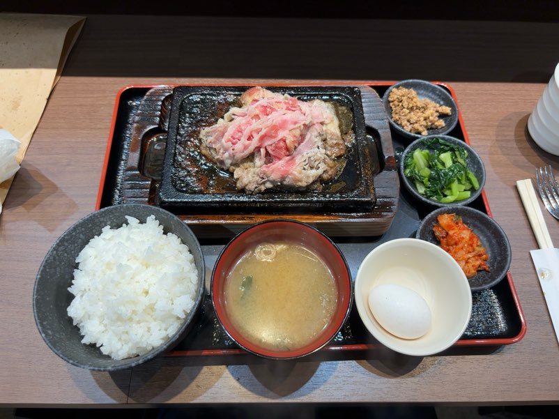 感動の肉と米 豊田錦店　カルビヴォルケーノセット