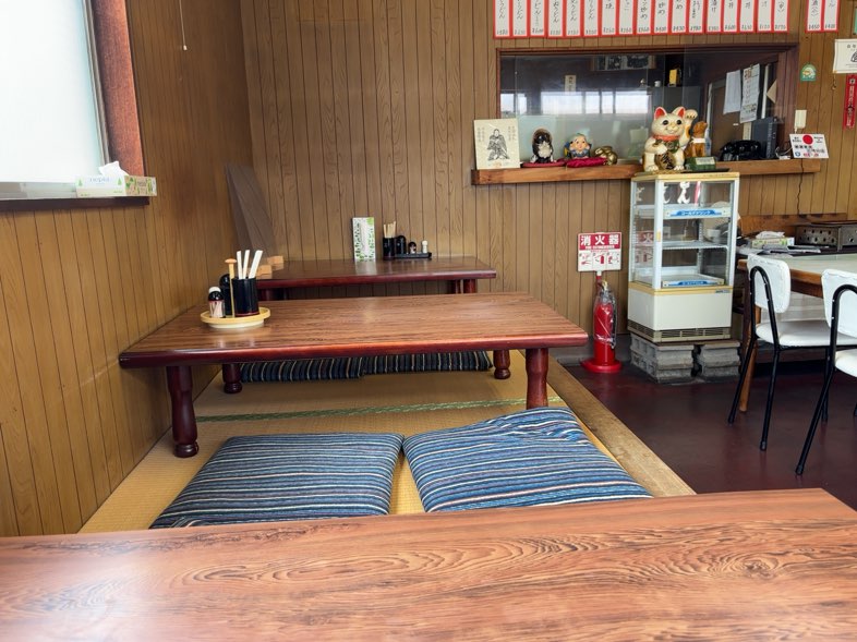 鈴屋食堂　店内雰囲気