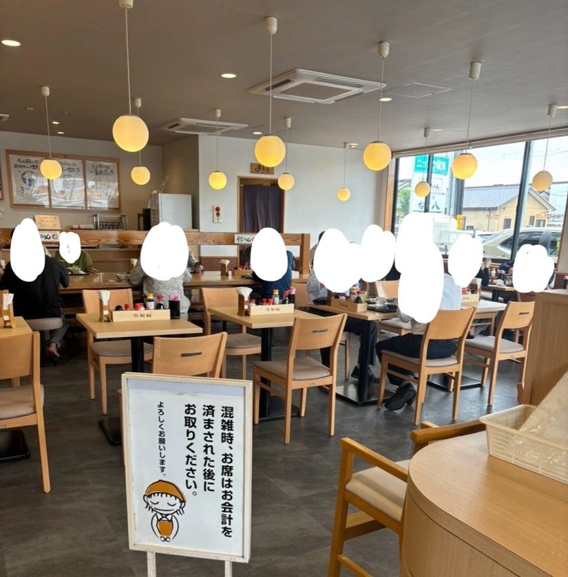 下市場食堂　店内風景