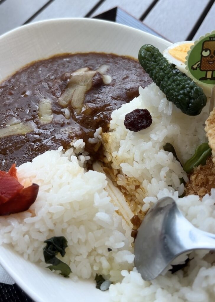 香恋の館（豊田市）　ダムカレー崩壊