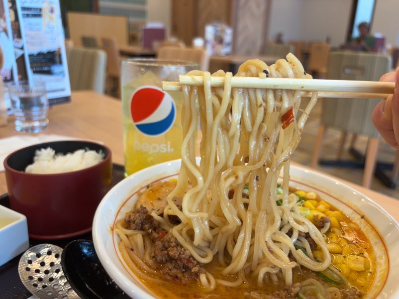 ダイニングこころも（おいでんの湯）　味噌タイガーの麺