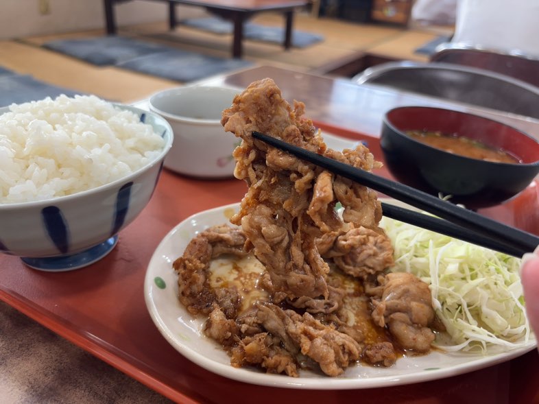 つつみ食堂(豊田市)　生姜焼き一口