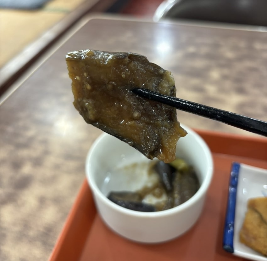 つつみ食堂(豊田市)　茄子のおひたし一口