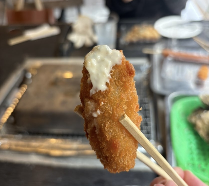 出張カキ小屋 牡蠣奉行 豊田市駅　カキフライ一口