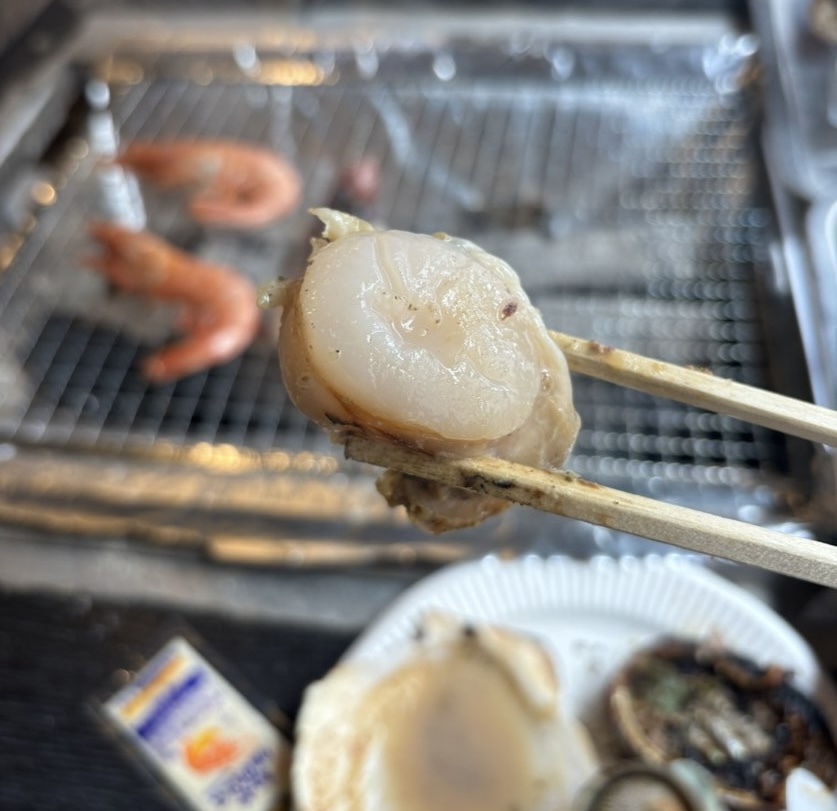 出張カキ小屋 牡蠣奉行 豊田市駅　ホタテ一口