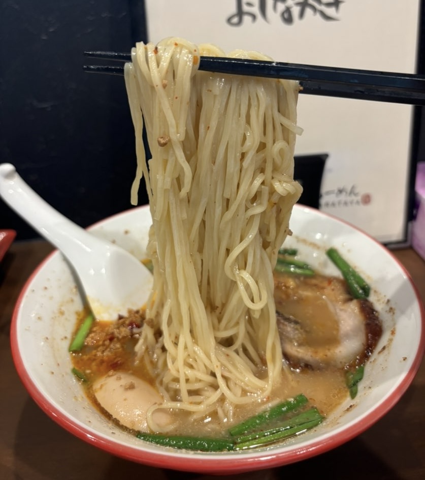 さんきゅうらーめんHARATAYA ラーメンの麺