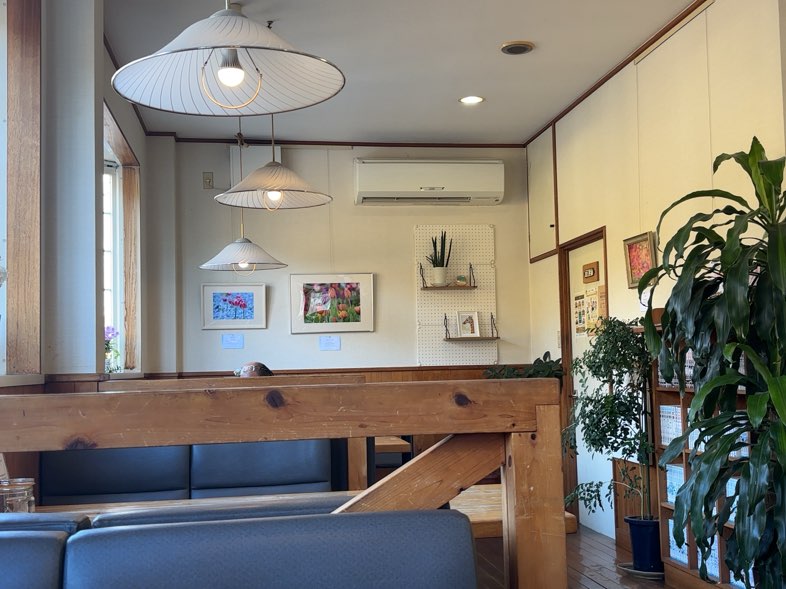 カフェ&ギャラリーコスモス(豊田市) 店内雰囲気