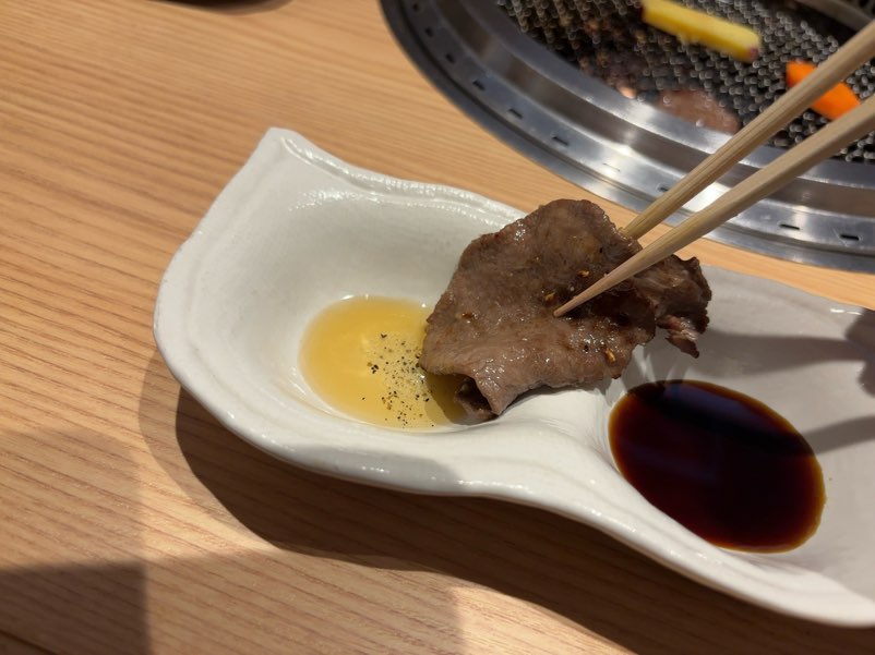 個室焼肉鉢屋 みよし店 タン塩とごま油