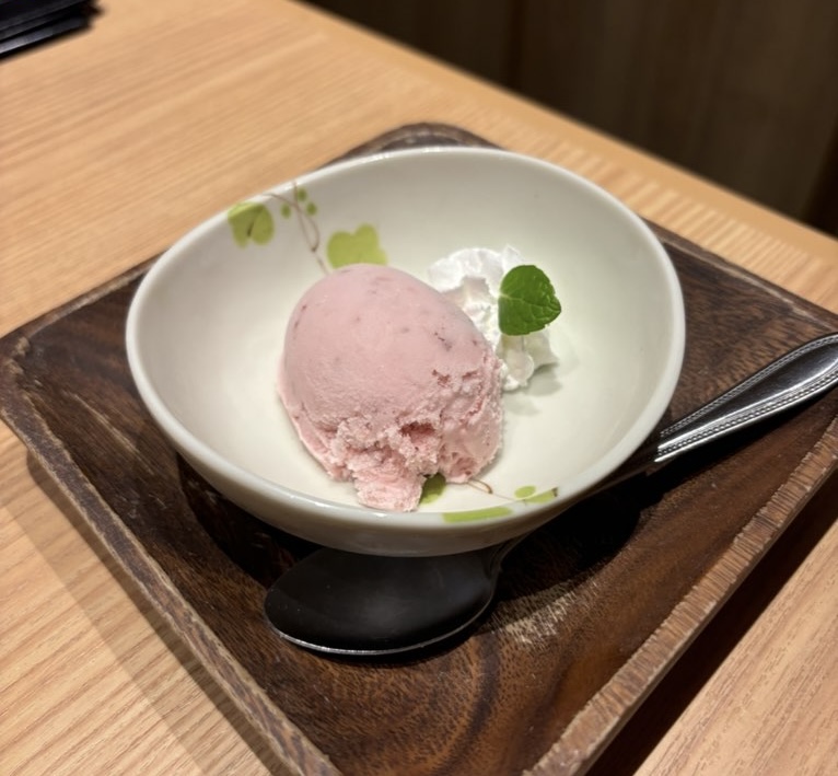 個室焼肉鉢屋 みよし店 デザート