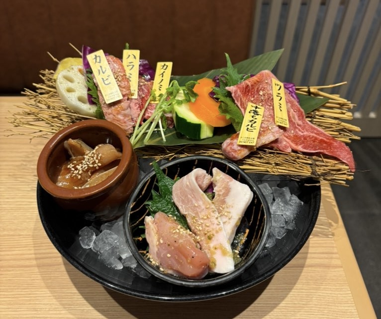 個室焼肉鉢屋 みよし店 肉7種盛り