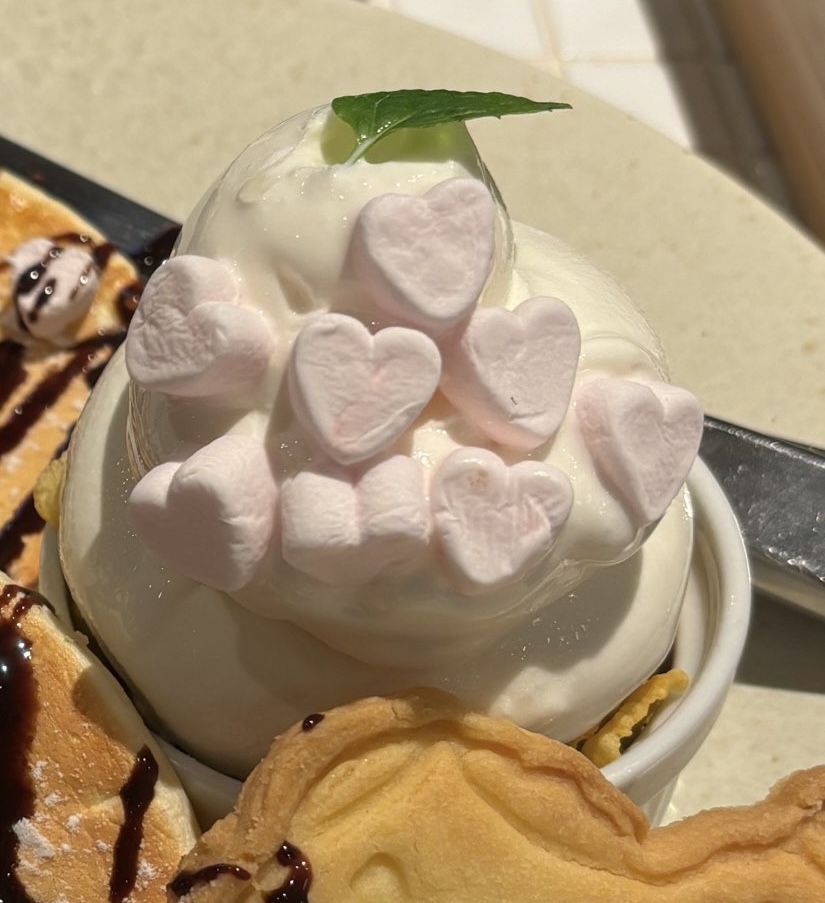 Cafe Stand popo(豊田市) ソフトクリームにマシュマロ