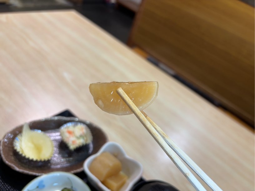 味処しらとり(豊田市) 大根一口