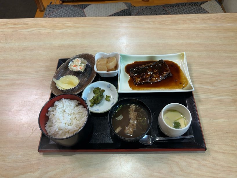 味処しらとり(豊田市) サバの味噌煮定食
