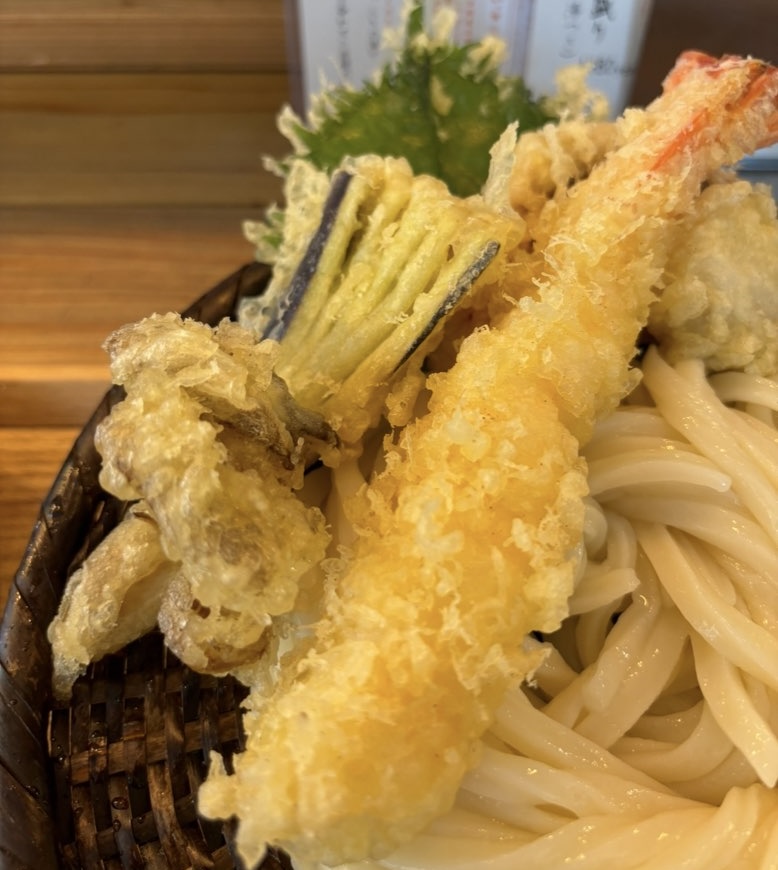 うどんマルナナ(豊田市) うどんの海鮮天ぷら