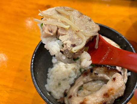 麺場 田所商店 豊田店 追い飯一口