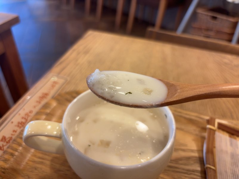 おむすびカフェOMU(おむ)みよし市 スープ