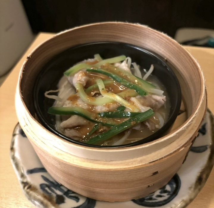 台湾中華 マヤク酒場 雲白肉