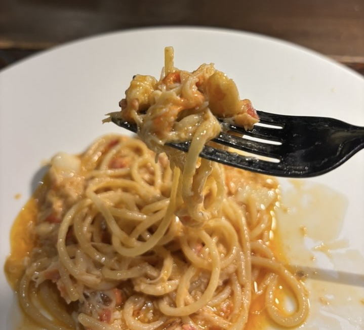OSTERIA LUN FUJIMOTO di MON CAFE カニクリームパスタ一口