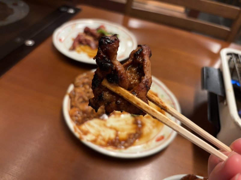 焼肉処デブちゃん(みよし市) とんちゃん一口