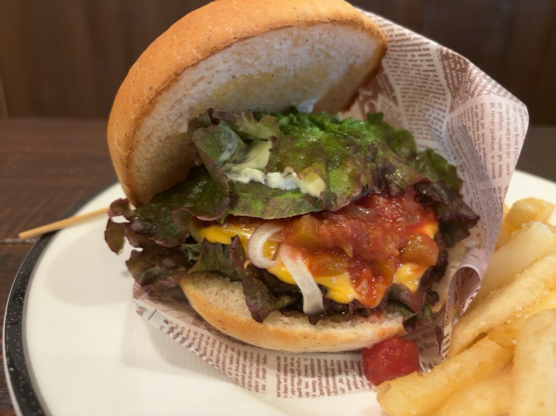 Fields Cafe & ENGLISH バーガーの中身