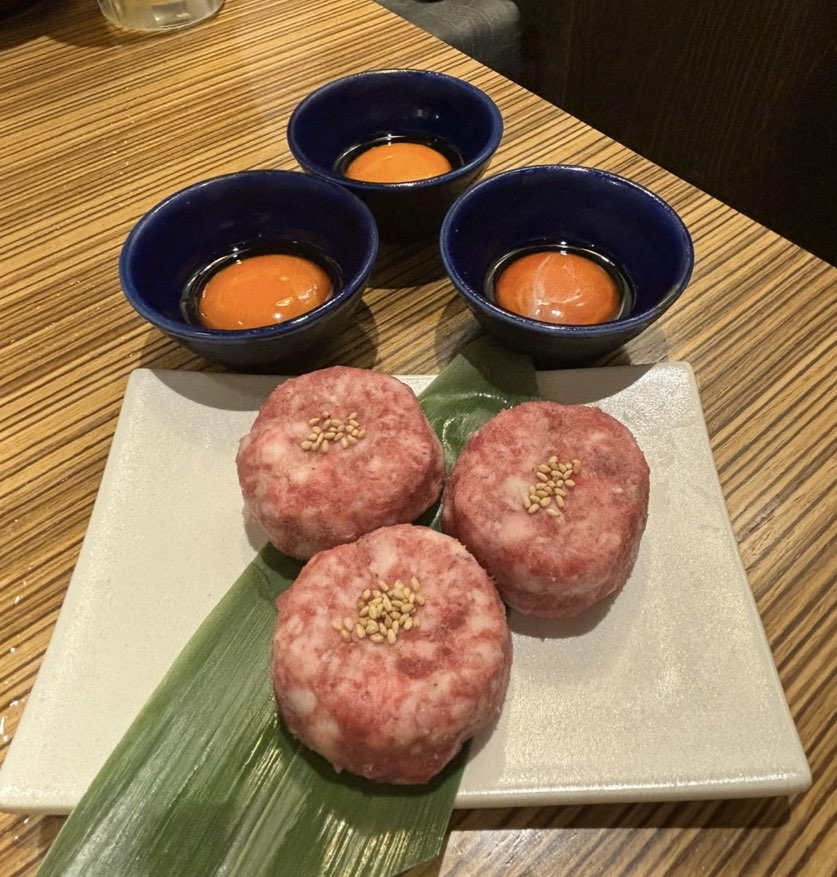 焼肉ホルモンせがれ みかわ牛生ハンバーグ