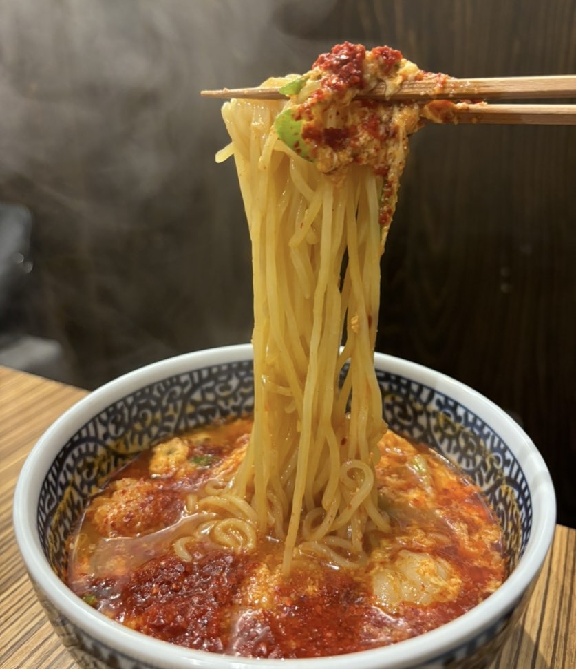 焼肉ホルモンせがれ 旨辛ホルモン麺