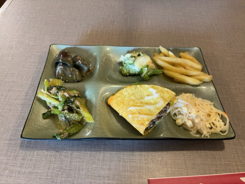 あんかけスパ&お好み焼 えん(豊田市) バイキングで取ってきた食事