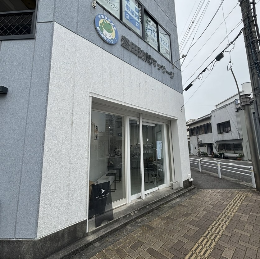 EAST ENDERS coffee & chocolate 外観
