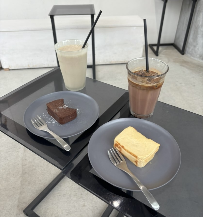 EAST ENDERS coffee & chocolate ドリンクとスイーツ