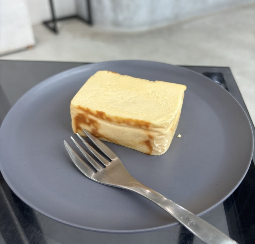 EAST ENDERS coffee & chocolate ホワイトチョコチーズケーキ