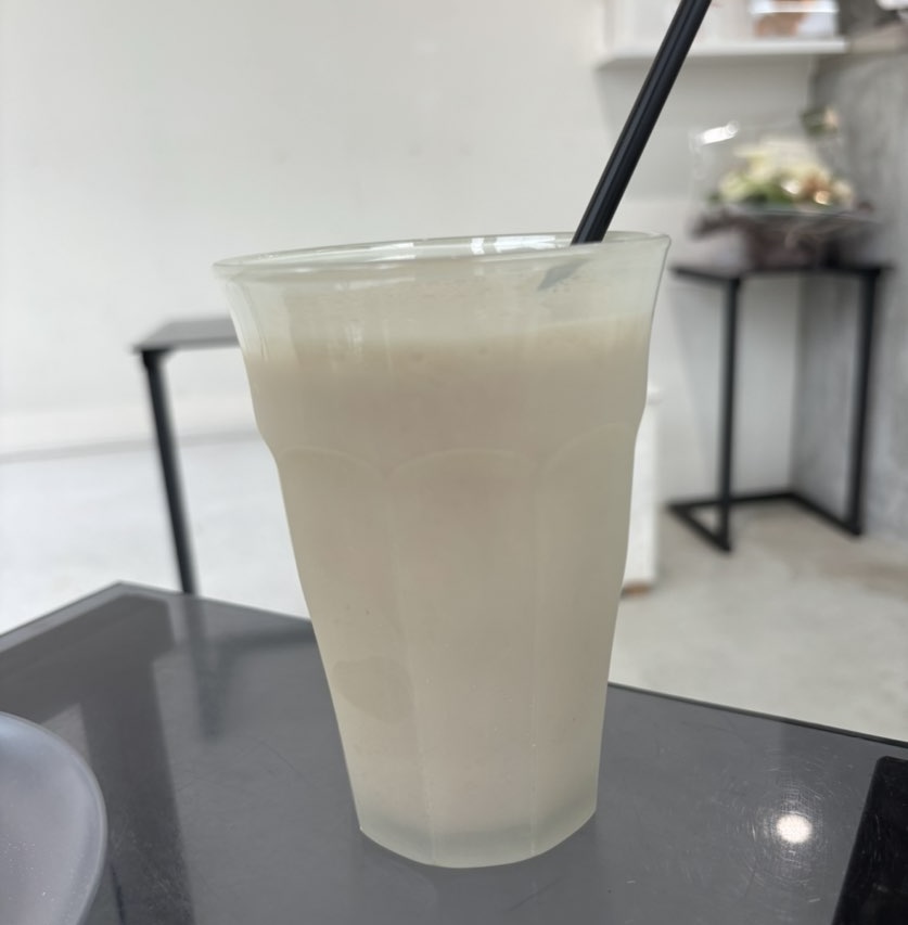 EAST ENDERS coffee & chocolate バナナシェイク