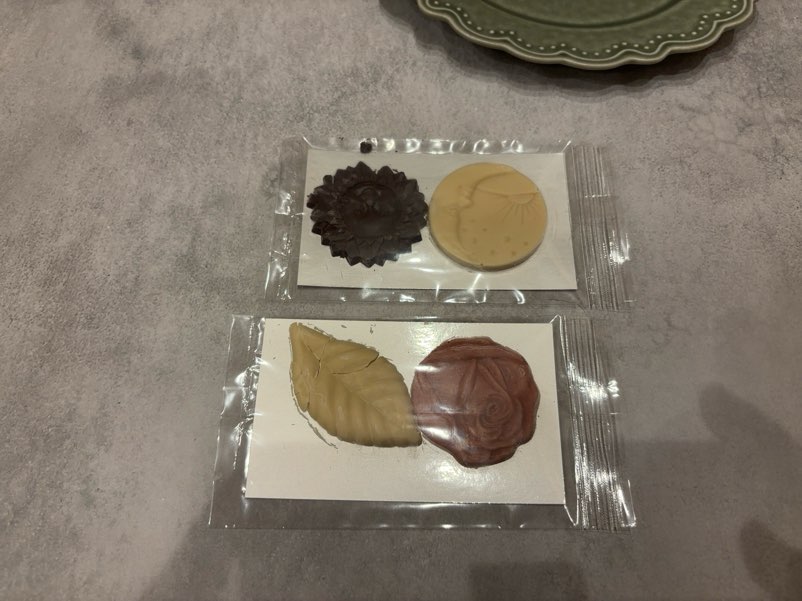 EAST ENDERS coffee & chocolate テイクアウトのチョコ