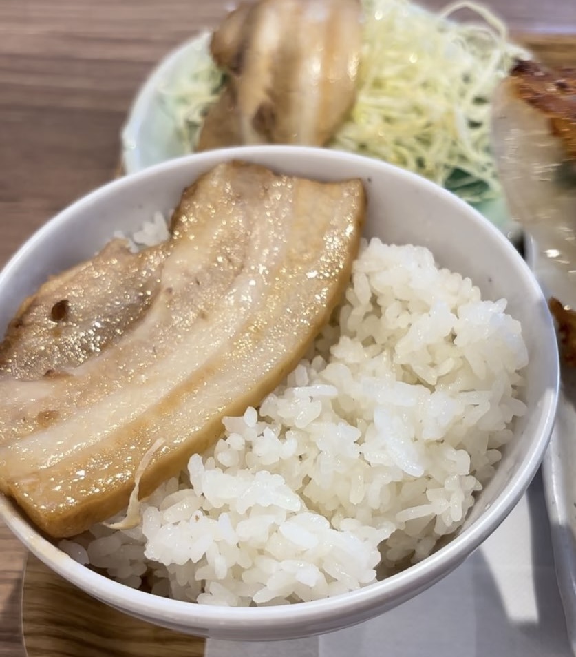 クニトリ食堂(豊田市) チャーシューとご飯