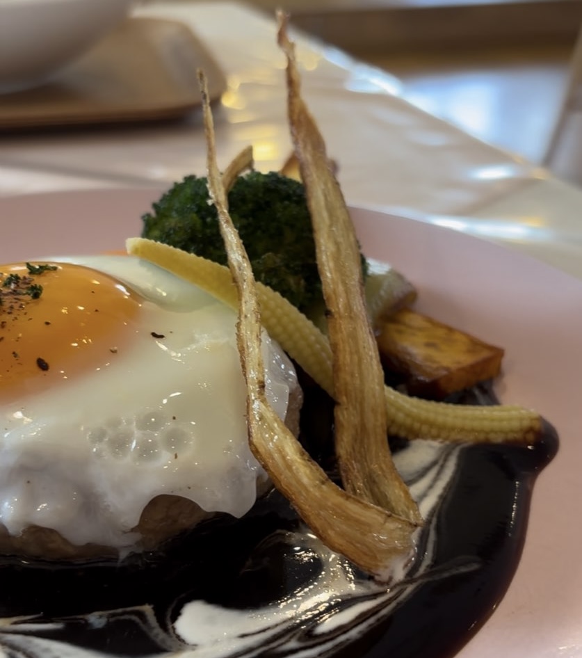 ラ・フェリィチェ(豊田市) ハンバーグの付け合わせの野菜