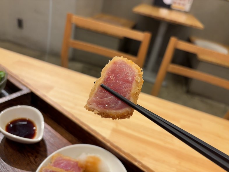 TSUKUMO食堂 豊田t-FACE店 まぐろレアカツ一口