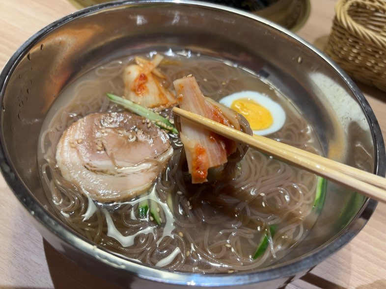 焼肉けしき(豊田市美里) 冷麺とキムチ