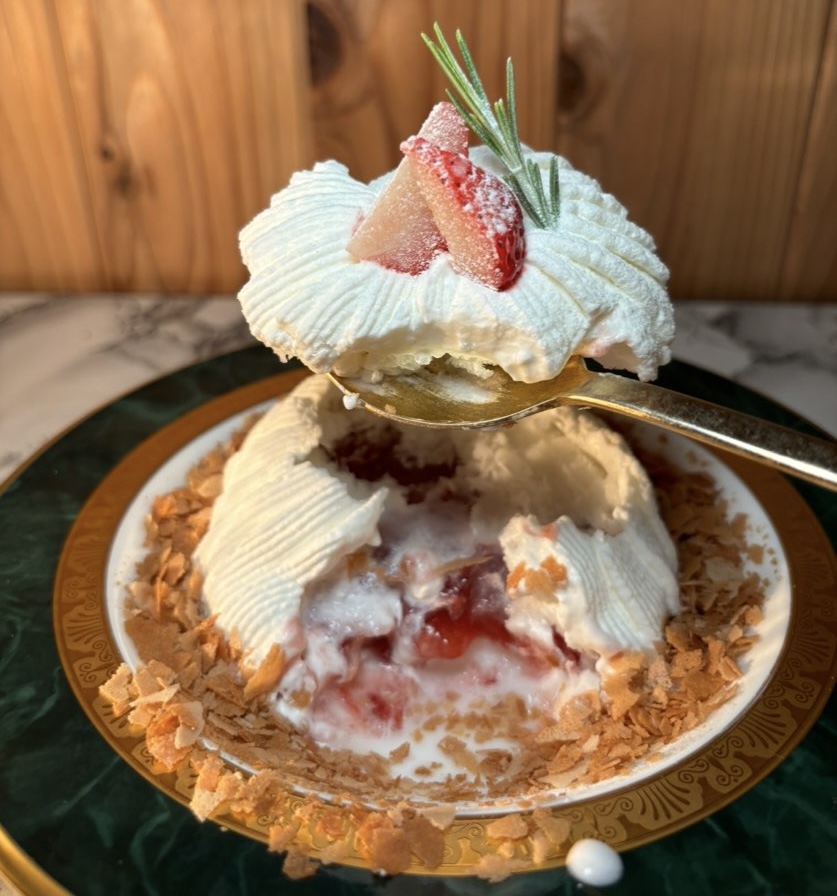 喫茶室 転々(豊田市) スノーケーキ一口