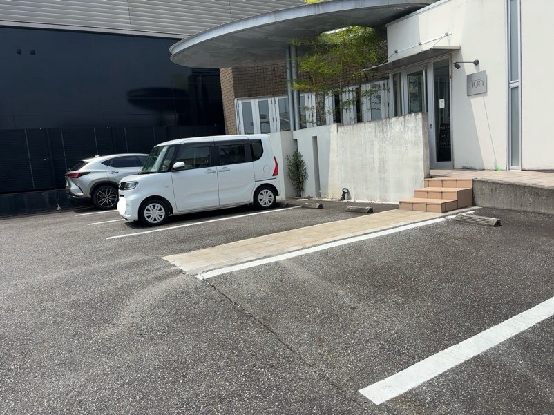 grand cafe Jun （グランドカフェ ジュン）　駐車場